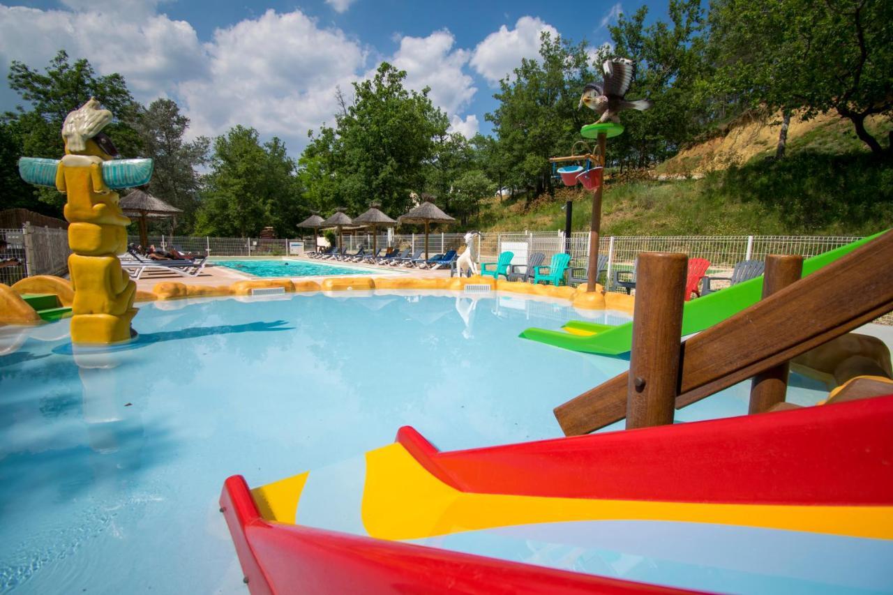 Camping Le Colorado Rustrel Exteriér fotografie