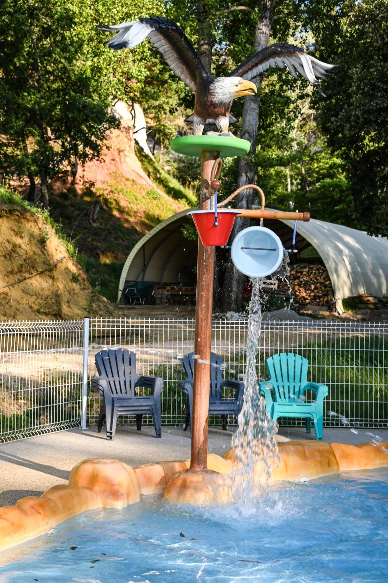 Camping Le Colorado Rustrel Exteriér fotografie