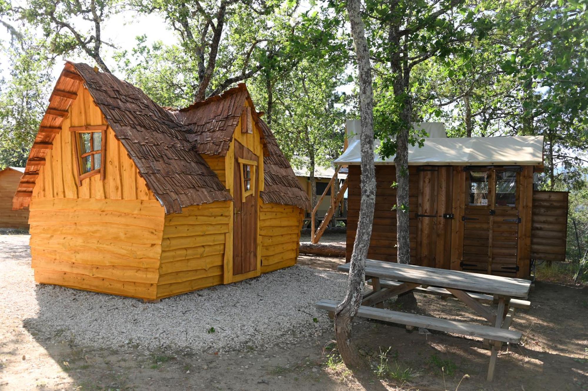 Camping Le Colorado Rustrel Exteriér fotografie