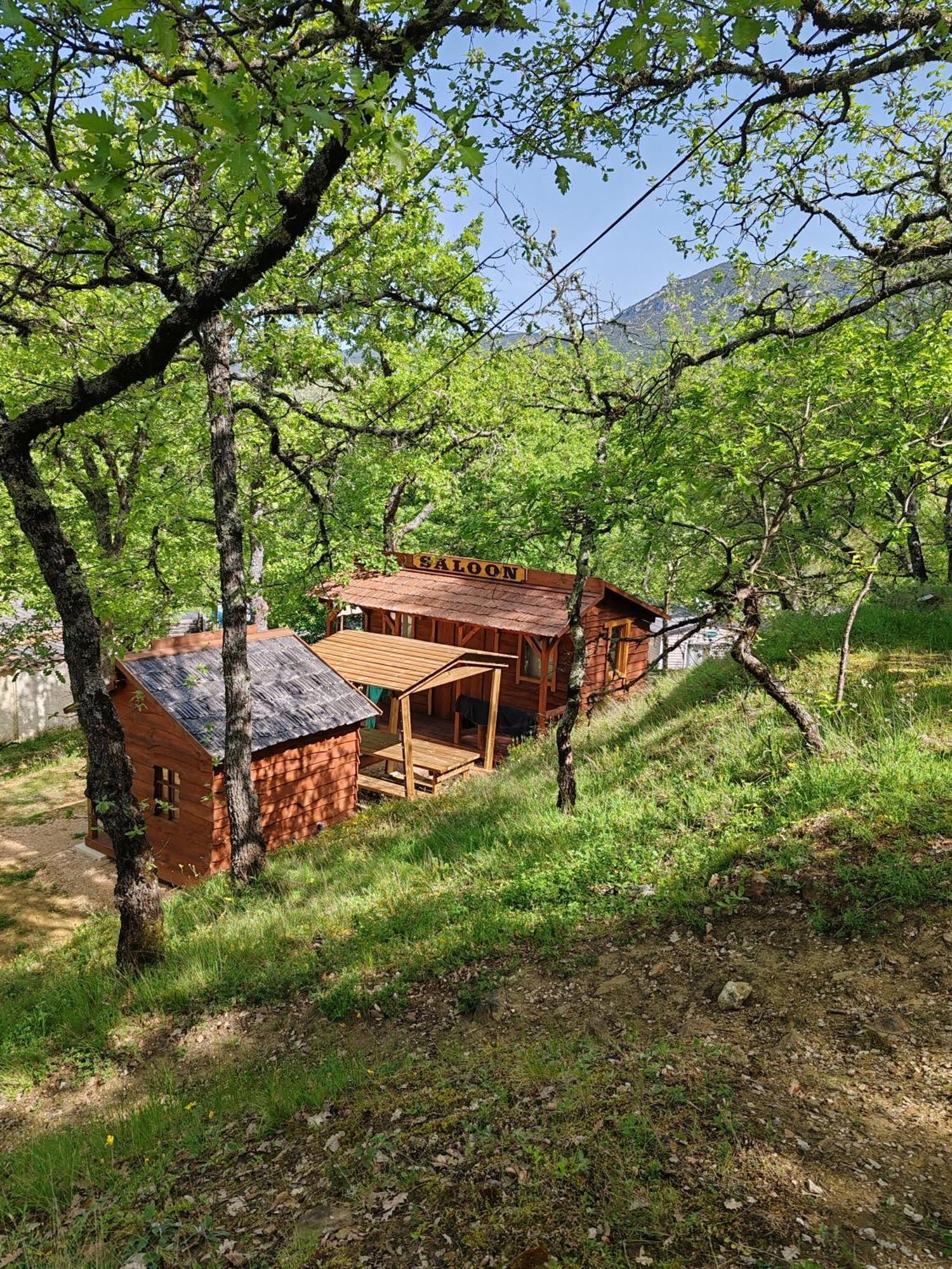 Camping Le Colorado Rustrel Exteriér fotografie